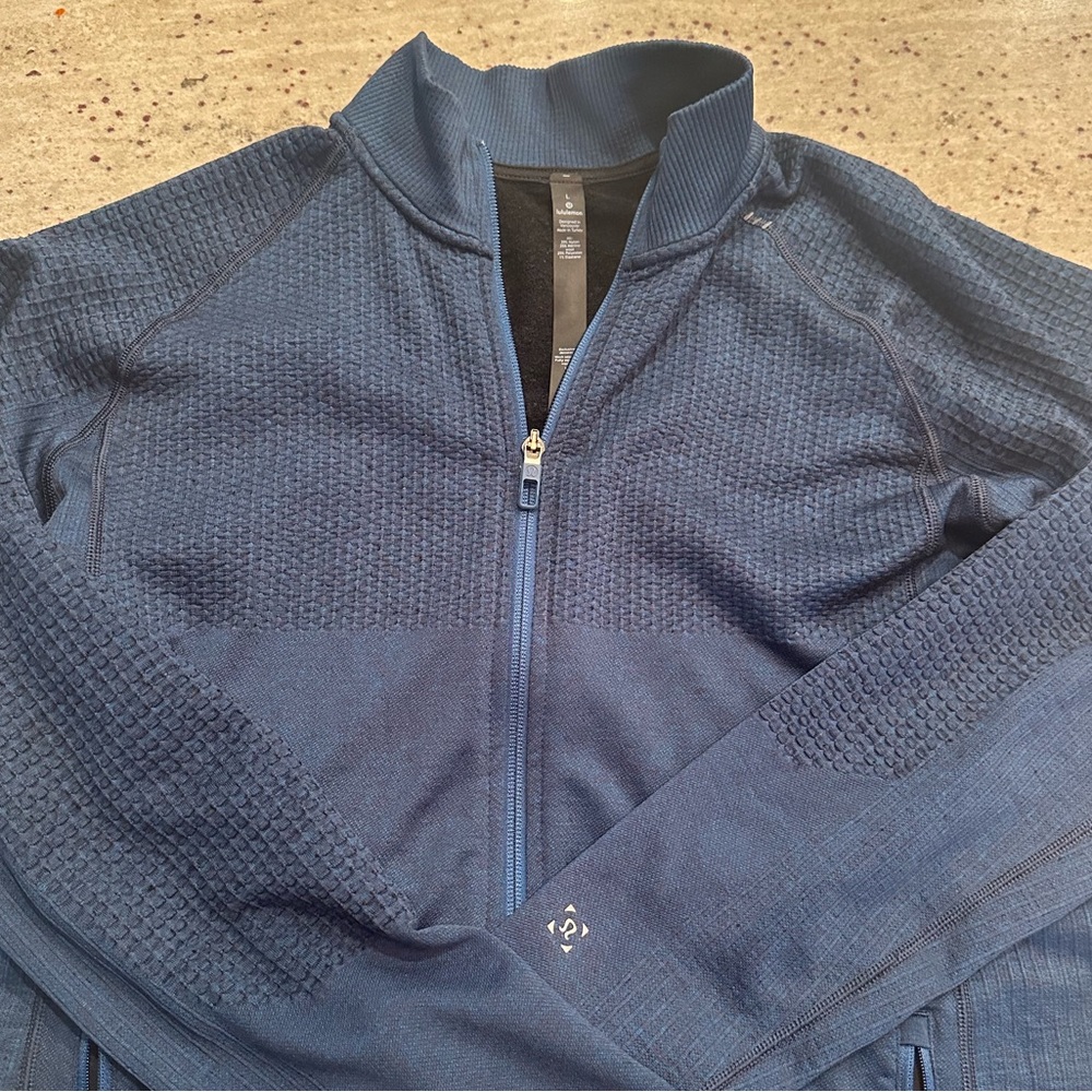 Lululemon mens Engineered Warmth full zip jacket